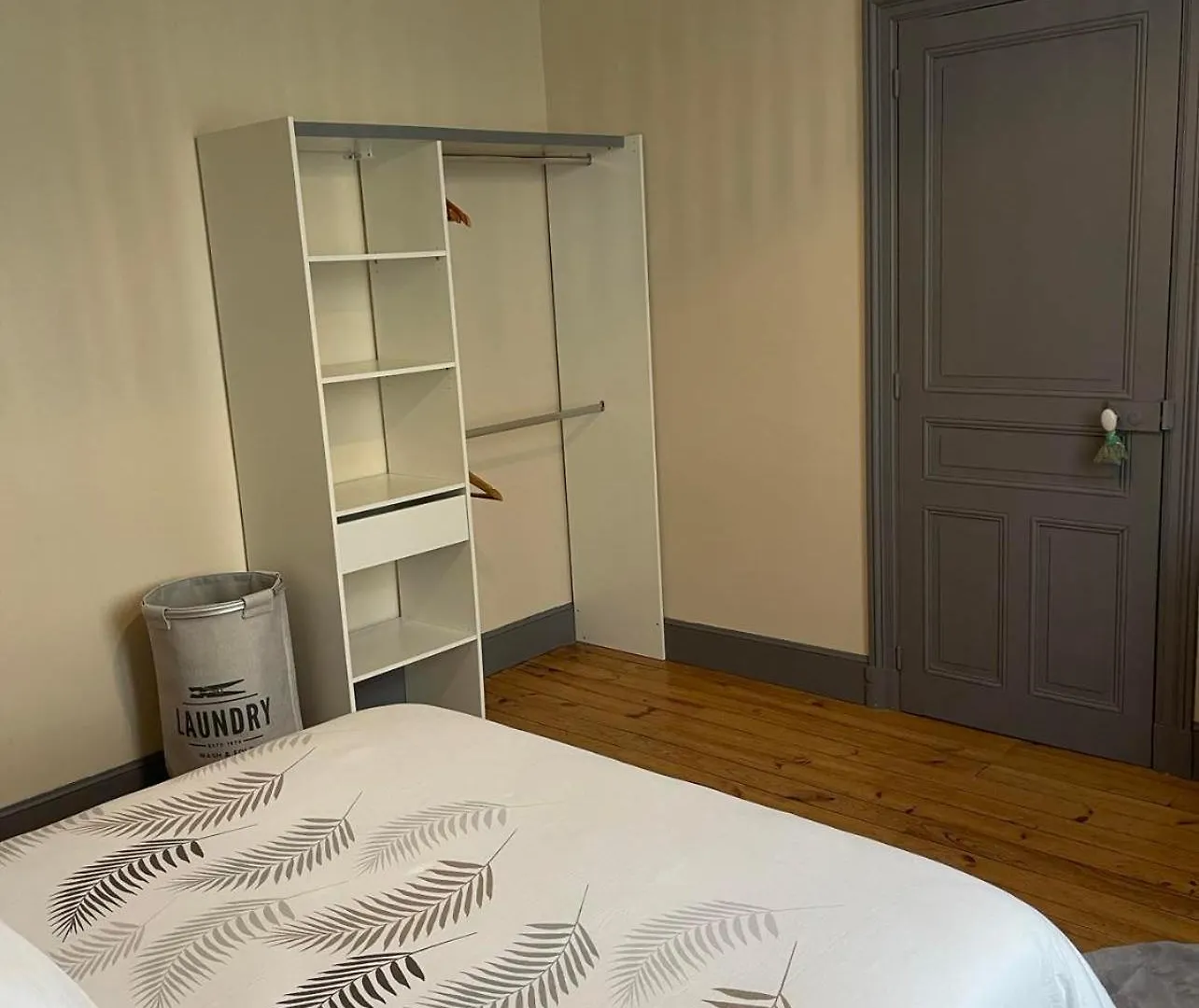Chambre Privee Et Sa Salle De Bain Attenante Mazamet