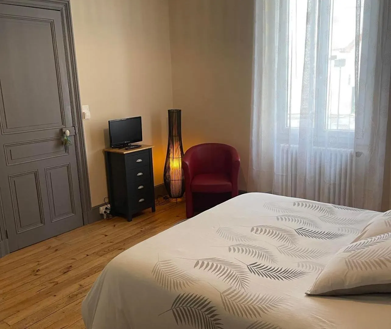 Chambre Privee Et Sa Salle De Bain Attenante Mazamet